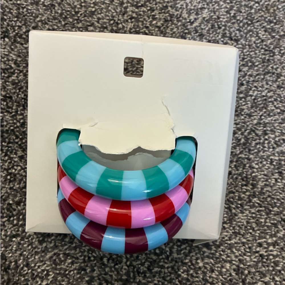 Zara NWT pack of 3 resin bracelets 4736/208 - Picture 8 of 8